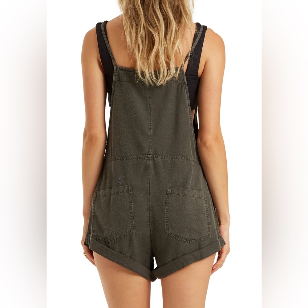 NWT Billabong Wild Pursuit Short Overalls Romper Artsy Boho Soft Vacation Beach - Picture 2 of 8